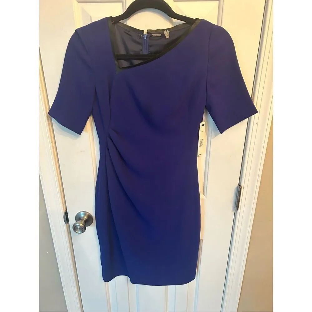 Elie Tahari Women's Dress Size 0 Lace Neckline Short Sleeve color navy blue NWT